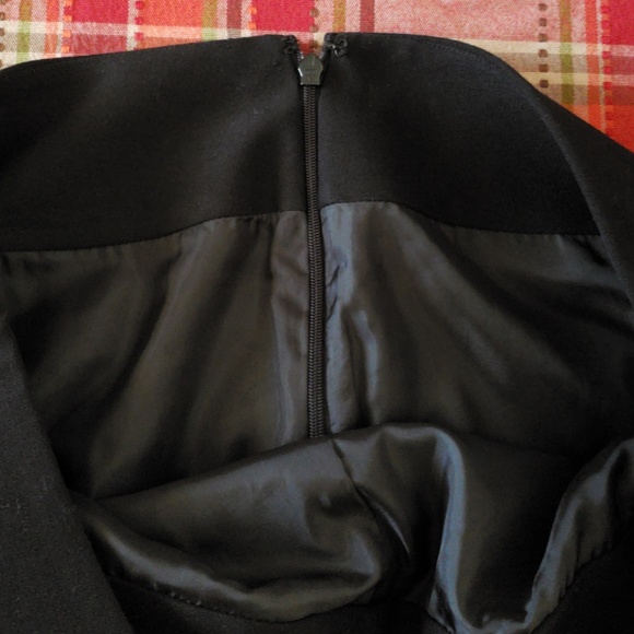 Rafaella size 10 skirt. Fully lined. - Picture 2 of 8